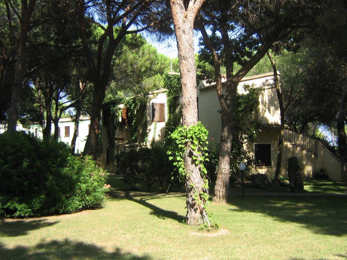 Baia Delle Palme Beach Santa Margherita di Pula Luaran gambar
