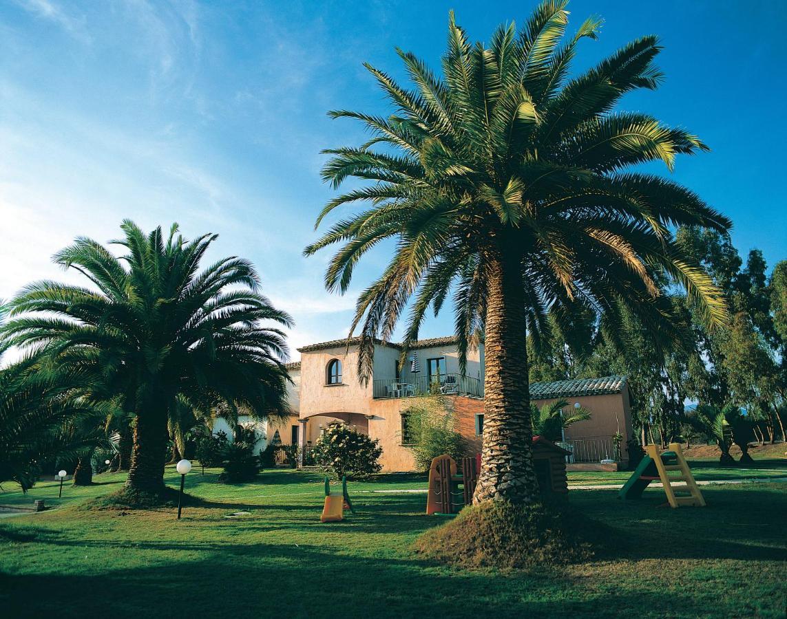 Baia Delle Palme Beach Santa Margherita di Pula Luaran gambar